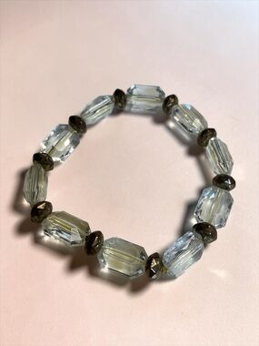 🍭5 for $20🍭 Clear Acrylic Beaded Stretch Bracelet CC Y